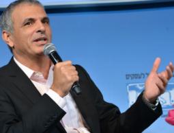 رئيس حزب كلنا 