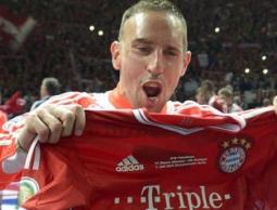 الدولي الفرنسي فرانك ريبيري