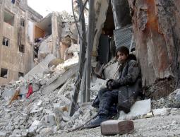 طفلة من مخيم اليرموك (الأرشيف)