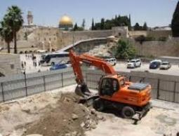 صورة (أرشيفية) لبناء حديقة بجوار المسجد الاقصى 