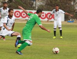 جانب من مباراة الهلال واتحاد الشجاعية
