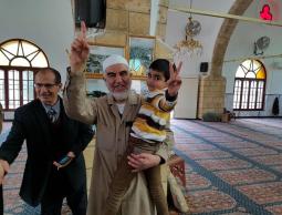 صورة للشيخ رائد صلاح بعد الافراج عنه من سجون الاحتلال