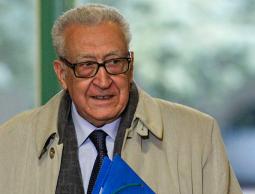 الإبراهيمي قال إن اجتماعا تحضيريا آخر سيعقد نهاية الشهر الجاري