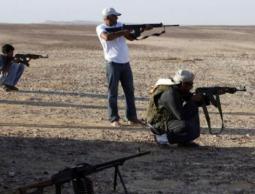 مسلحين في العريش (أرشيف)