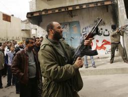 مسلحون في غزة (صورة أرشيفية)