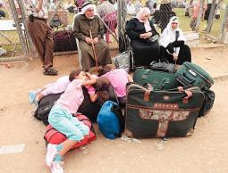 عالقون بمصر في معبر رفح (الأرشيف)