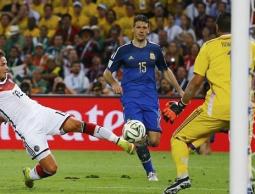 لحظة إحراز غوتزه هدف نهائي المونديال