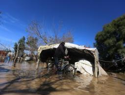 صورة لغرق عدد من المنازل وسط القطاع_ تصوير ياسير قديح 