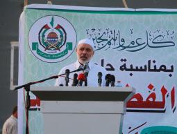 القيادي في حركة حماس إسماعيل هنية خلال خطبة وصلاة العيد