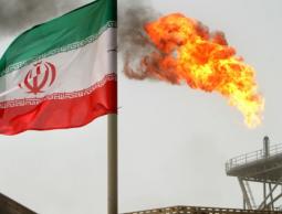 ايران تلوح بسلاح "النفط" في حال تصعيد العقوبات عليها  
