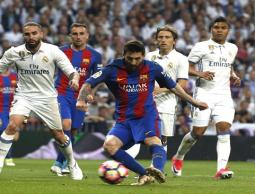 جانب من مباراة سابقة بين برشلونة وريال مدريد