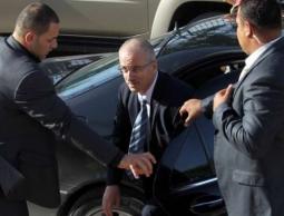 حماس تدعو الحكومة لرفع العقوبات عن غزة أو تقديم استقالتها