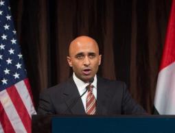 السفير الإماراتي في الولايات المتحدة يوسف العتيبة