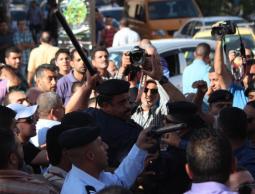 أجهزة السلطة تعتدي على صحفيين (أرشيف)