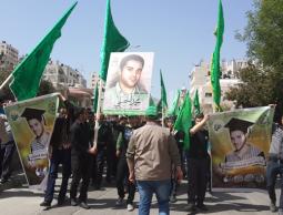 خلال تشييع رفات الشهيد محمد الحنبلي