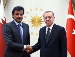 الرئيس التركي رجب طيب أردوغان برفقة أمير دولة قطر تميم بن حمد 