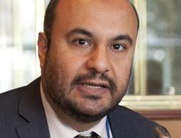 حسام شاكر 
