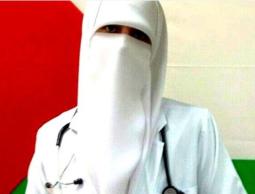 صورة للأسرة المفرج عنها من سجون الاحتلال
