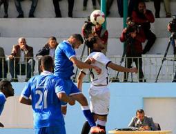 جانب من مباراة الشاطئ والهلال