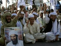 صورة من الارشيف