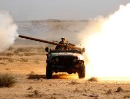 تواصل الاشتباكات بين مسلحي حفتر ومسلحي مجلس شورى ثوار بنغازي (الأرشيف)