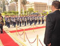 الرئيس محمد مرسي أثناء تسلم السلطة