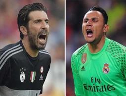 من اليمين: نافاس, وبوفون