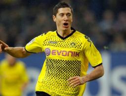 الدولي البولندي روبرت ليفاندوفسكي