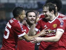 فرحة لاعبي اليونايتد