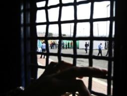 عزل أسرى في سجون الاحتلال