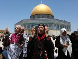 فلسطينيات في المسجد الأقصى