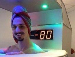 إبراهيموفيتش يتعالج بـ80 درجة تحت الصفر