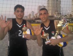 العرقان وطافش بطلان لكرة الطائرة الشاطئية