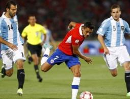 جانب من مواجهة سابقة بين الفريقين