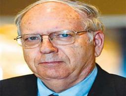 افرايم هليفي رئيس جهاز الموساد (الإسرائيلي) السابق 