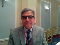  الكاتب والباحث أحمد الحيلة