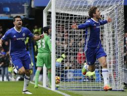 فرحة لاعبي تشيلسي بالفوز