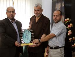 المكتب الإعلامي لحماس يكرم 