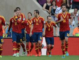 فرحة لاعبي إسبانيا