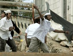 مستوطنون  بالضفة (أرشيف)