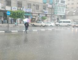 الأرصاد: أمطار حتى مساء الغد والأربعاء ترتفع الحرارة