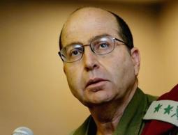 وزير الدفاع الإسرائيلي موشيه يعالون