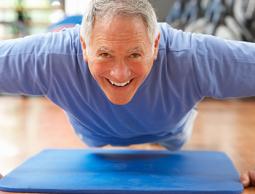 دراسة: كبار السن أكثر إيجابية ونشاطا من الشباب