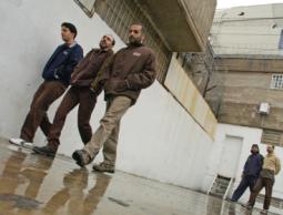 أسرى داخل أحد سجون الإحتلال (الأرشيف)