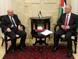 الحمد الله يبحث مع العمادي  اعمار غزة