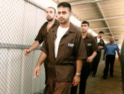 اسرى في سجون الاحتلال