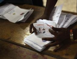 عمليات فرز أصوات الناخبين