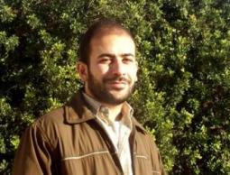 الأسير أيمن اطبيش