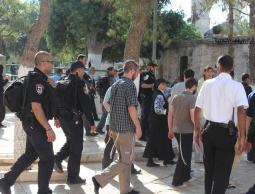 مستوطنون في باحات المسجد الأقصى