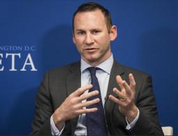 لوك كوفى الخبير لدى مؤسسة التراث الأمريكية